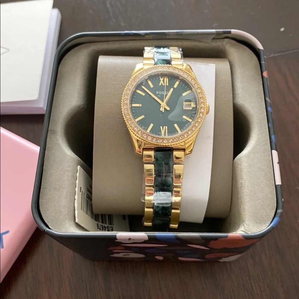 Fossil watch